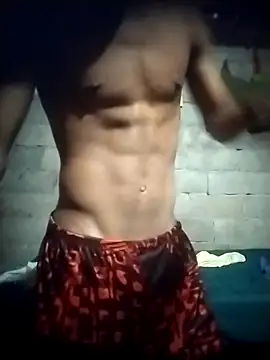 Snapshot of Brayanjuarez_10 chatting on 03-27-26, 05:45 Brayanjuarez 10 online show from 03-27-26, 05:45