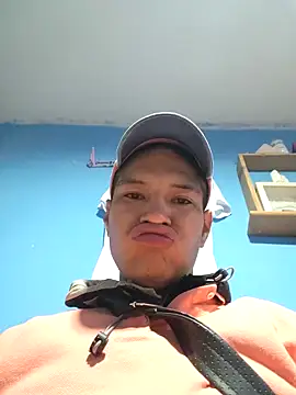 Snapshot of Ojitosbrrr chatting on 11-04-25, 01:21 Ojitosbrrr online show from 11-04-25, 01:21