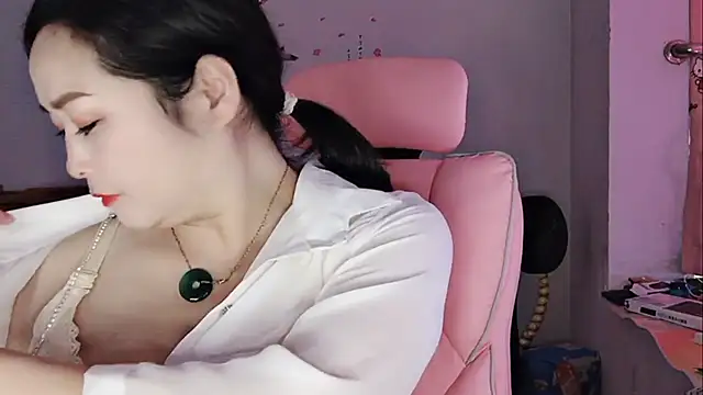 Snapshot of Ava-baby-8899 chatting on 10-29-25, 07:21 Ava-baby-8899 online show from 10-29-25, 07:21