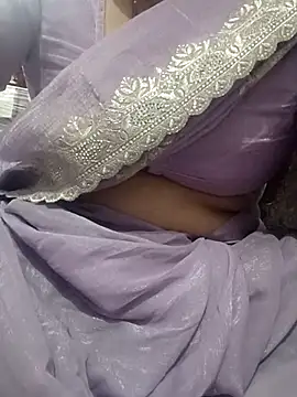 Snapshot of Best_couple2001 chatting on 11-01-25, 03:47 Best couple2001 online show from 11-01-25, 03:47