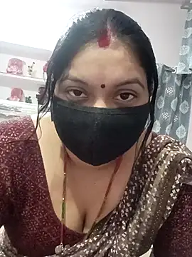 Snapshot of Best_couple2001 chatting on 11-21-25, 06:34 Best couple2001 online show from 11-21-25, 06:34