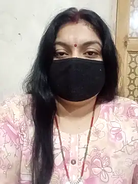 Snapshot of Best_couple2001 chatting on 12-20-25, 01:40 Best couple2001 online show from 12-20-25, 01:40