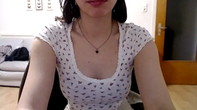 bellefleurrr online show from 11-04-25, 09:47