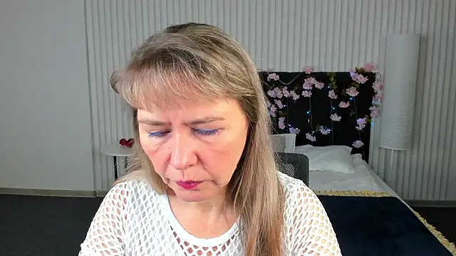 Snapshot of Carla_Vogue chatting on 11-04-25, 03:05 Carla Vogue online show from 11-04-25, 03:05