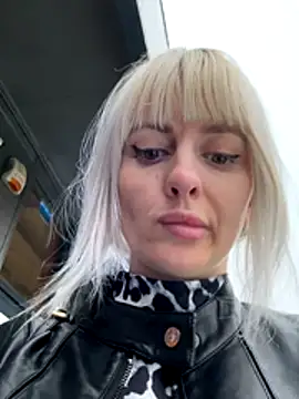 blondegirlx online show from 12-21-25, 10:44