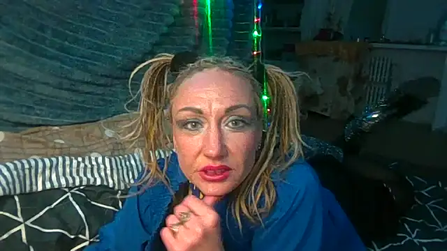 LilaniLoverx online show from 11-05-25, 08:09