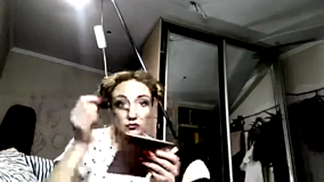 Snapshot of LilaniLoverx chatting on 01-12-26, 09:42 LilaniLoverx online show from 01-12-26, 09:42