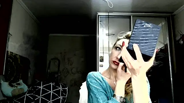 Snapshot of LilaniLoverx chatting on 01-14-26, 12:44 LilaniLoverx online show from 01-14-26, 12:44