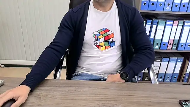 Evasionee online show from 04-15-26, 06:31