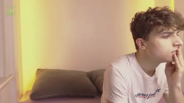 Richard steele hot online show from 02-21-26, 03:13