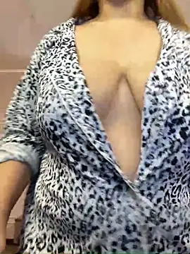 kittykelly online show from 10-30-25, 10:06