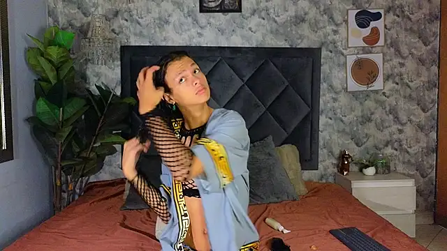 Indi rave online show from 11-19-25, 12:49