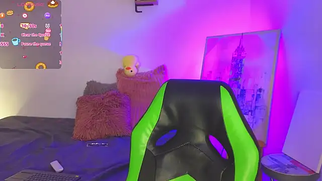 Indi rave online show from 04-18-26, 08:20