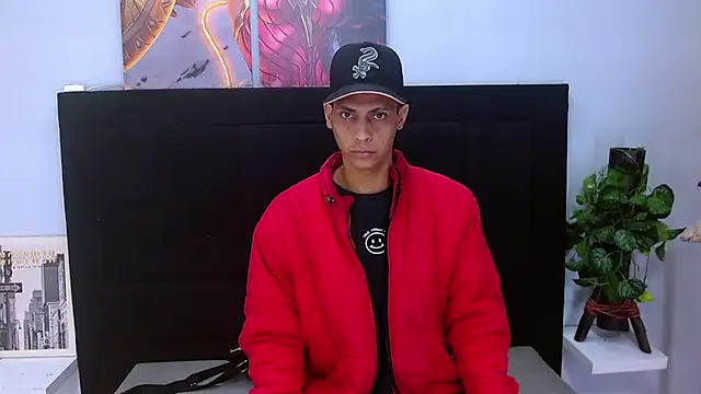 wiltom  online show from 12-16-25, 07:19