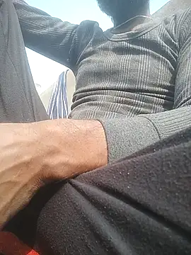 desicoupleNoon online show from 11-15-25, 04:43