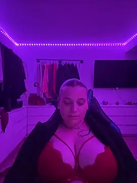 Aksinja05 online show from 11-05-25, 06:19