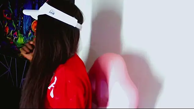 Kloe cardashan online show from 10-25-25, 03:14