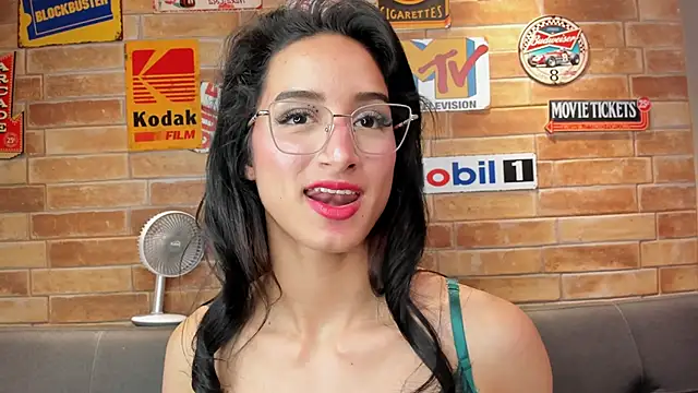 foxy sharlotte online show from 04-18-26, 07:58