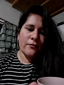 Clara Arg online show from 11-23-25, 02:00