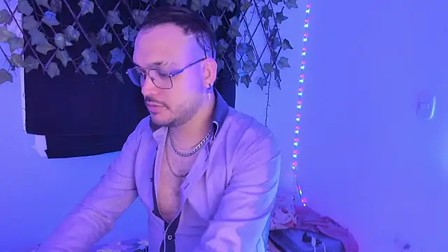 MarkWolfe1 online show from 11-09-25, 04:00