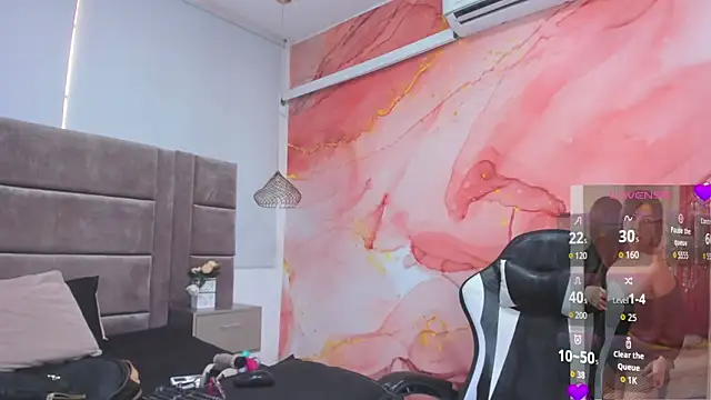 laliItaclark online show from 04-07-26, 11:43