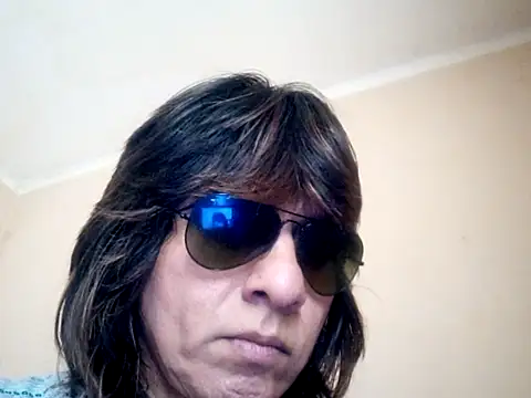 Robbie 78 online show from 03-09-26, 06:12