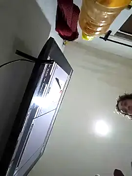 Tu culonauwu online show from 11-20-25, 11:48