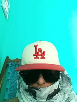 crazyyela online show from 12-18-25, 09:43