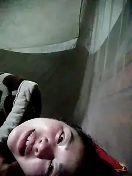 yeu-yeu online show from 10-30-25, 01:01