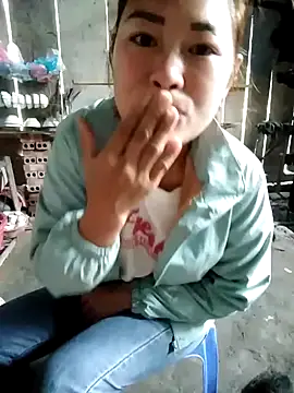 yeu-yeu online show from 11-04-25, 01:38