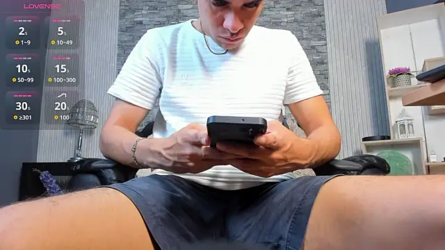 zack joness18 online show from 03-20-26, 06:07