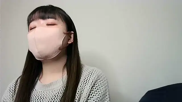 Snapshot of yua_chan00 chatting on 11-15-25, 01:29 yua chan00 online show from 11-15-25, 01:29