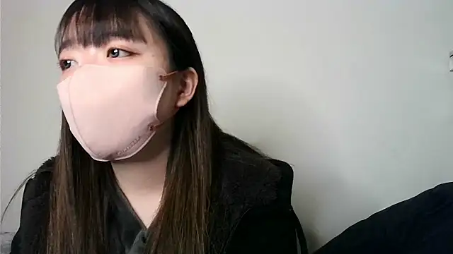 Snapshot of yua_chan00 chatting on 11-30-25, 01:26 yua chan00 online show from 11-30-25, 01:26