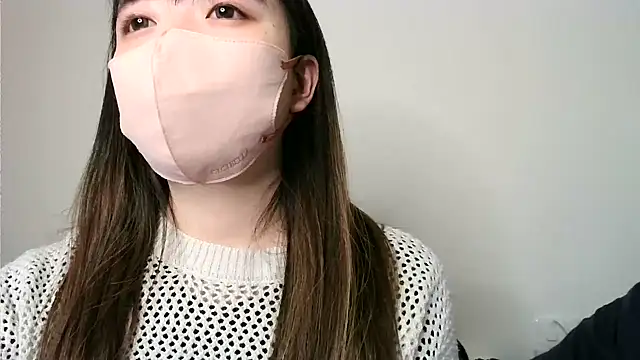 Snapshot of yua_chan00 chatting on 12-21-25, 06:04 yua chan00 online show from 12-21-25, 06:04