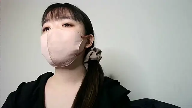 Snapshot of yua_chan00 chatting on 01-11-26, 03:06 yua chan00 online show from 01-11-26, 03:06