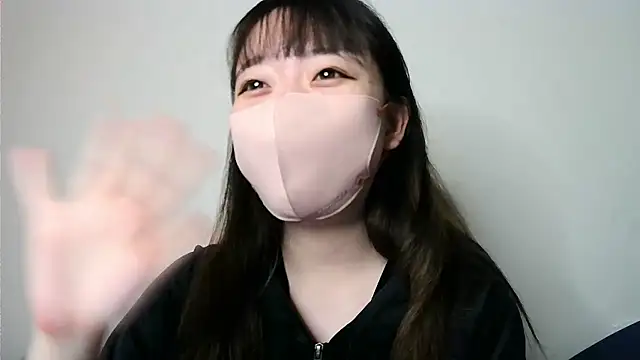 Snapshot of yua_chan00 chatting on 02-04-26, 05:19 yua chan00 online show from 02-04-26, 05:19