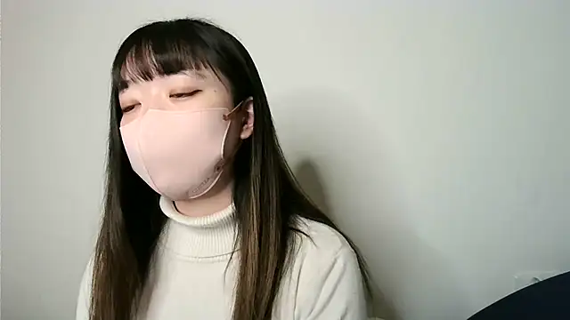 Snapshot of yua_chan00 chatting on 02-05-26, 03:27 yua chan00 online show from 02-05-26, 03:27