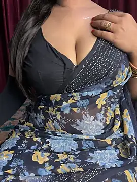 Snapshot of Ritika_janu chatting on 11-04-25, 04:28 Ritika janu online show from 11-04-25, 04:28