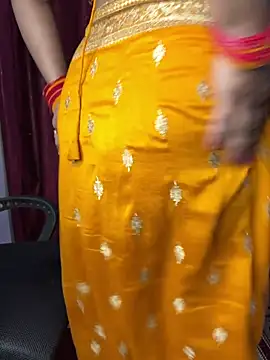 Snapshot of Ritika_janu chatting on 12-20-25, 10:06 Ritika janu online show from 12-20-25, 10:06