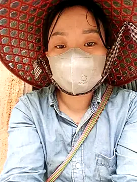 Phoena-a online show from 04-19-26, 09:19