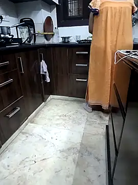 dreamgirl deor online show from 10-31-25, 02:56