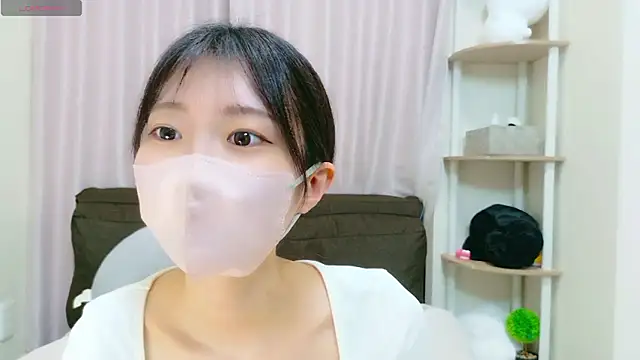 Snapshot of rei_chaaan chatting on 11-01-25, 09:22 rei chaaan online show from 11-01-25, 09:22