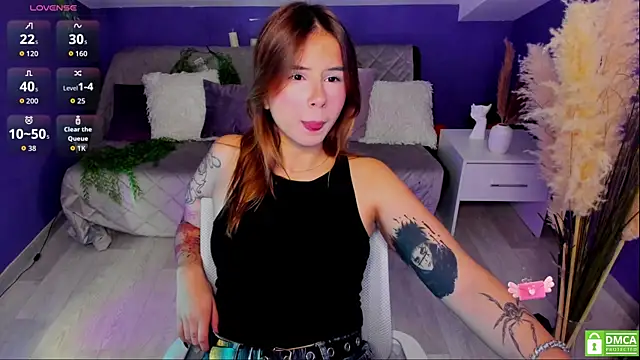 JasminDreame  online show from 11-10-25, 02:05