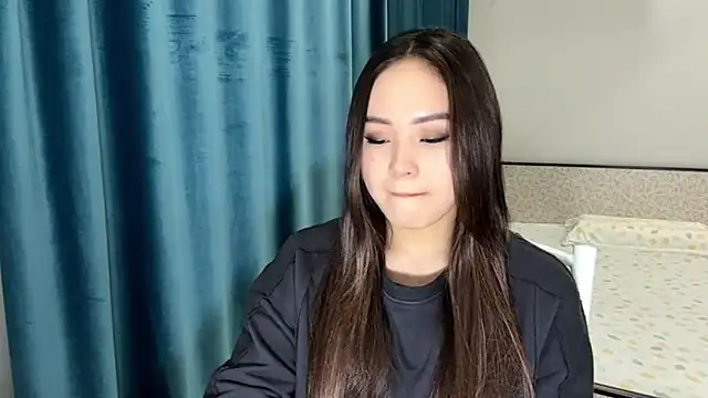 Snapshot of SupremeDividend chatting on 02-11-26, 02:11 SupremeDividend online show from 02-11-26, 02:11