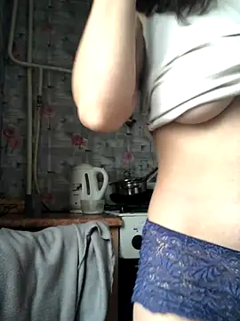 Snapshot of AnitaTenchi1 chatting on 11-20-25, 06:57 AnitaTenchi1 online show from 11-20-25, 06:57