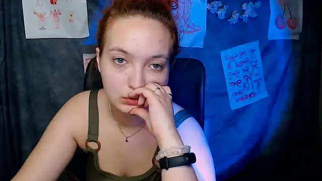 Snapshot of MissAriaa chatting on 06-14-26, 02:24 MissAriaa online show from 06-14-26, 02:24