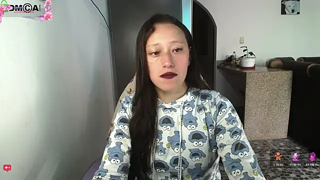 Snapshot of Sunshine_e chatting on 05-15-26, 07:54 Sunshine e online show from 05-15-26, 07:54