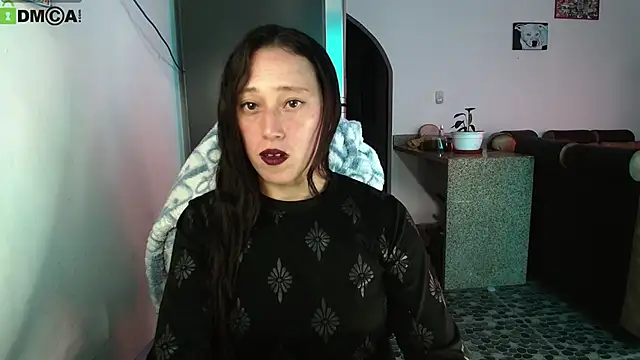 Snapshot of Sunshine_e chatting on 05-28-26, 01:19 Sunshine e online show from 05-28-26, 01:19