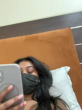 Indianbbc4uxh online show from 04-17-26, 05:10