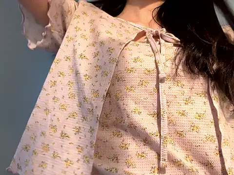 Snapshot of miku_pipipi chatting on 11-08-25, 07:30 miku pipipi online show from 11-08-25, 07:30